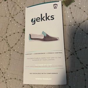 Brand new Gekks size large size 9+